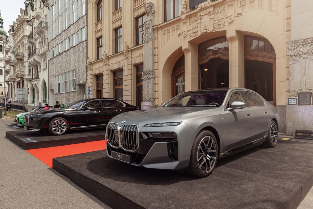 BMW Česká republika bude letos již po jedenácté oficiálním vozem Mezinárodního filmového festivalu Karlovy Vary